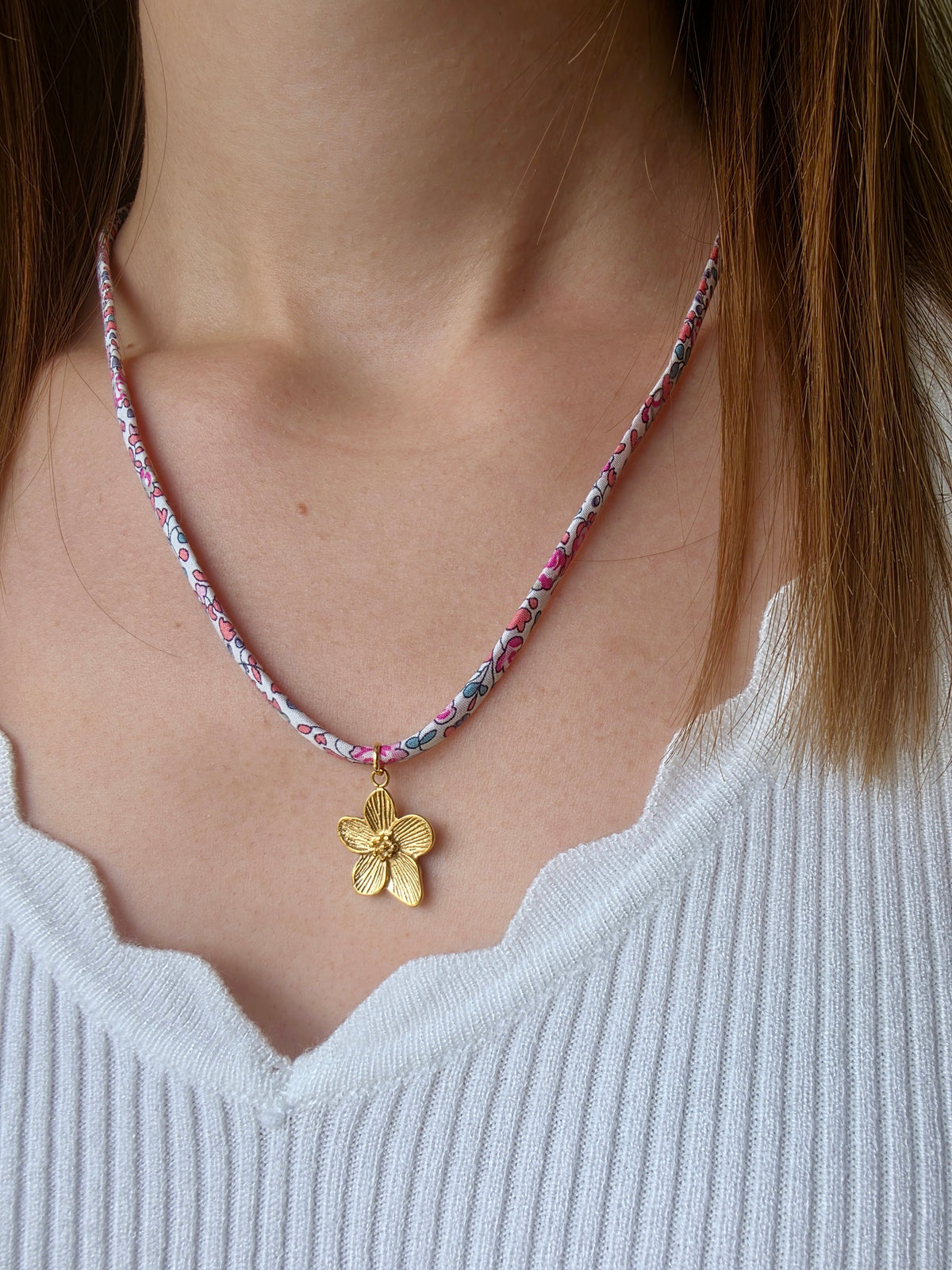 Collier Liberty rose & fleur