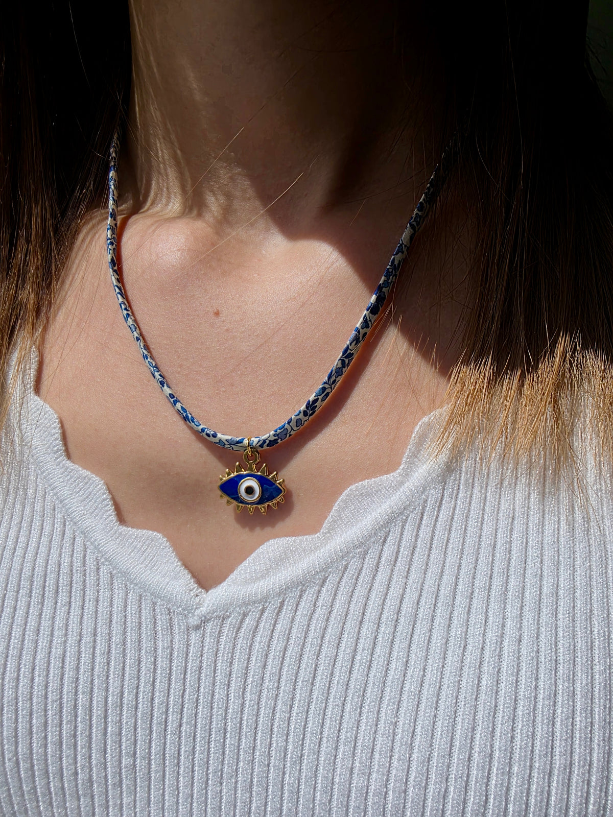 Collier Liberty bleu & œil