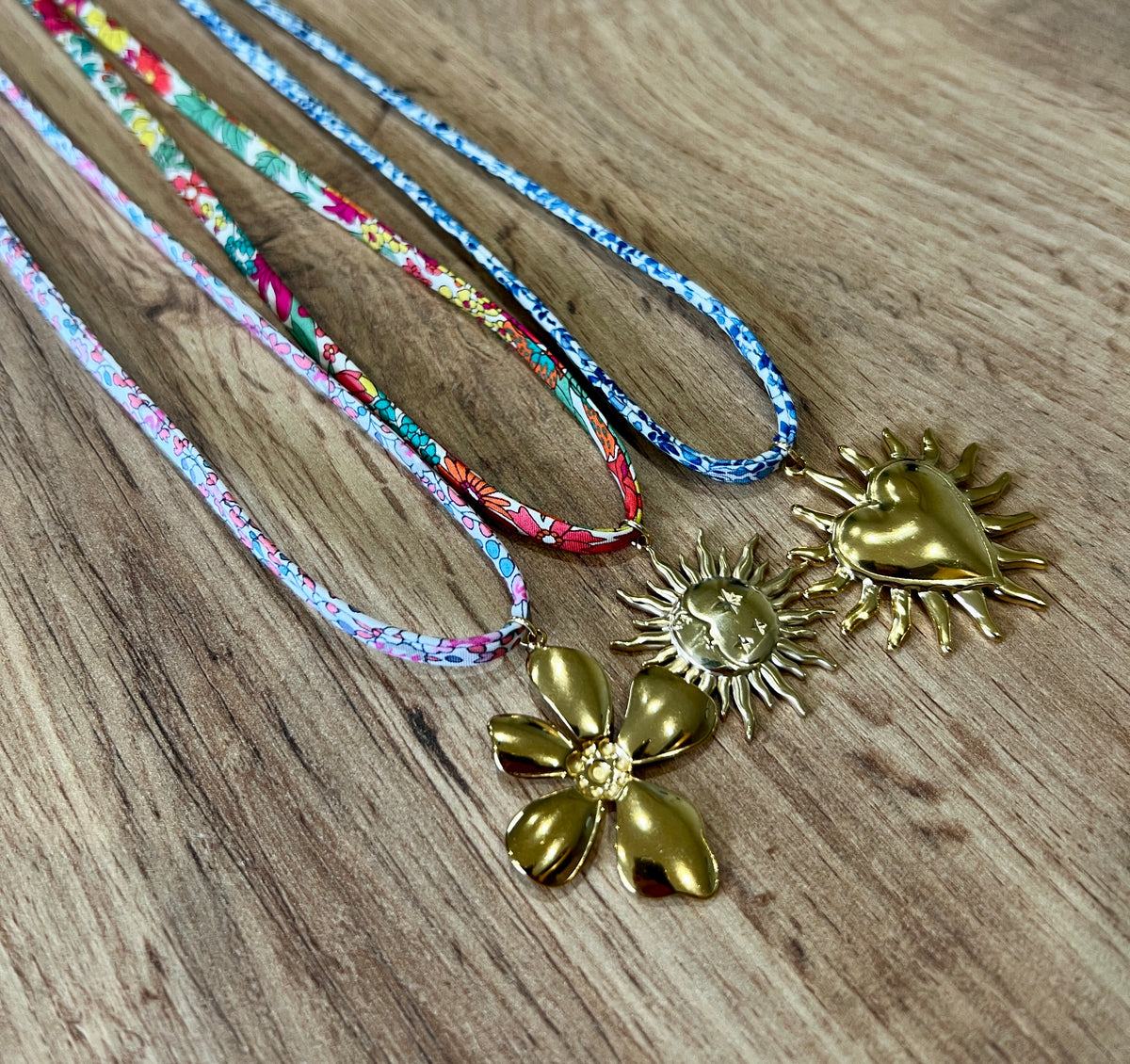 Collier long Liberty soleil