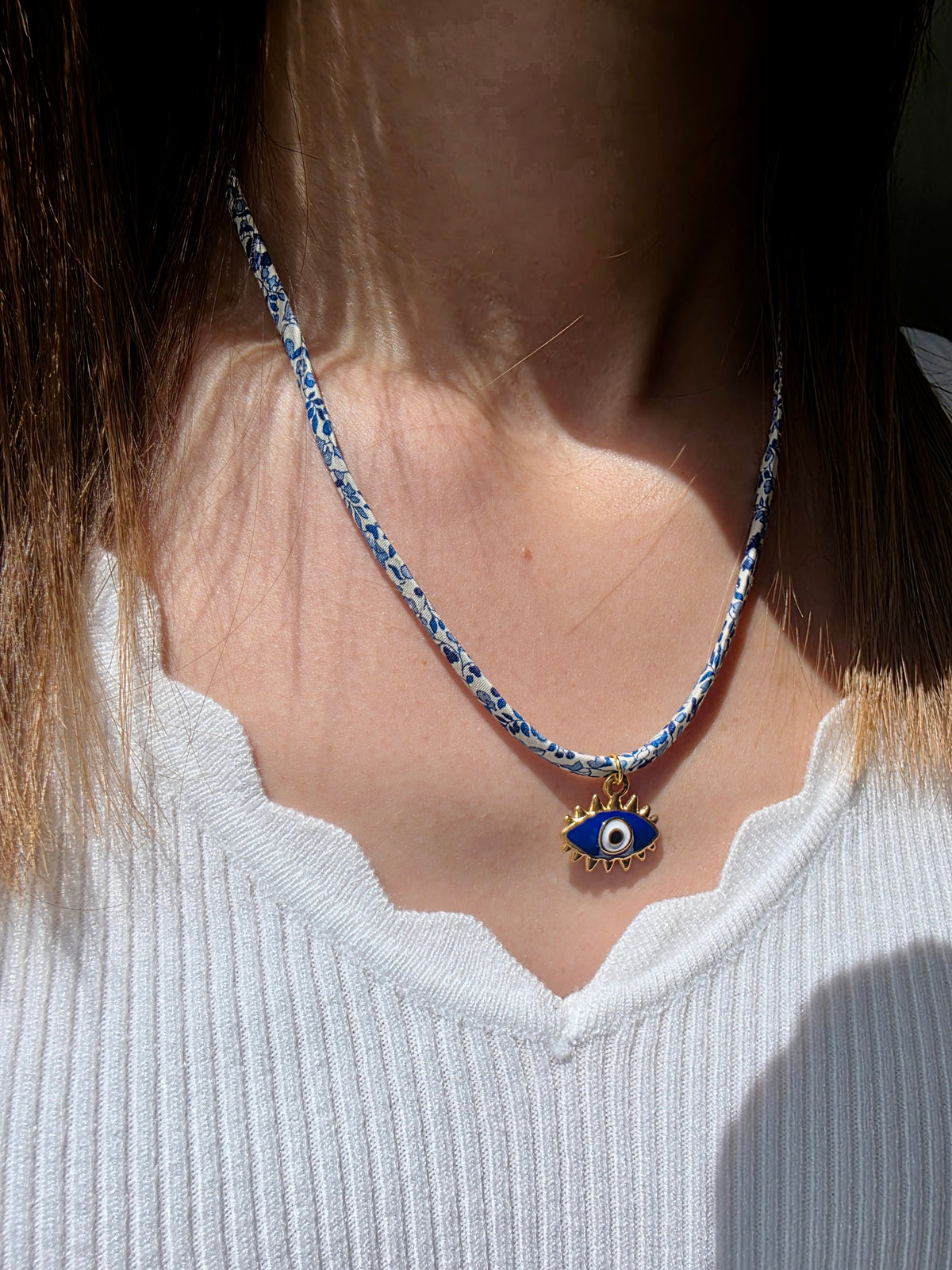 Collier Liberty bleu & œil