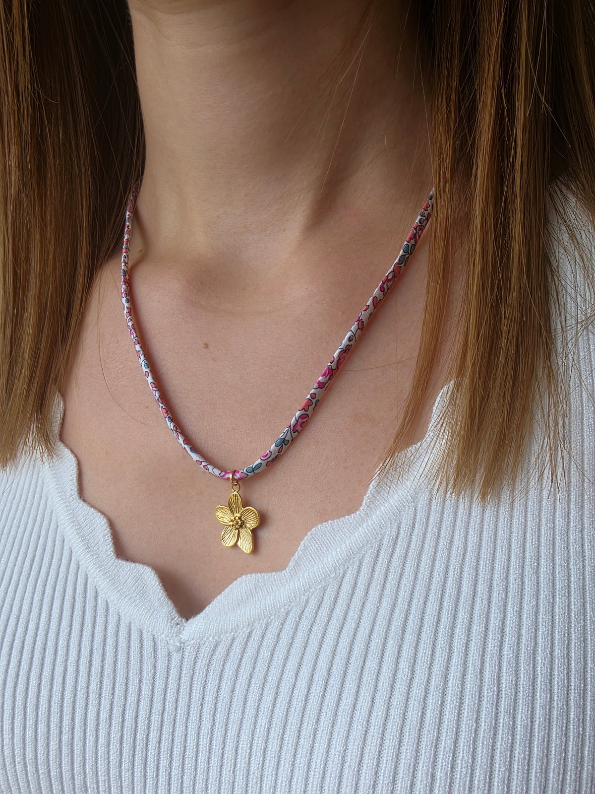 Collier Liberty rose & fleur