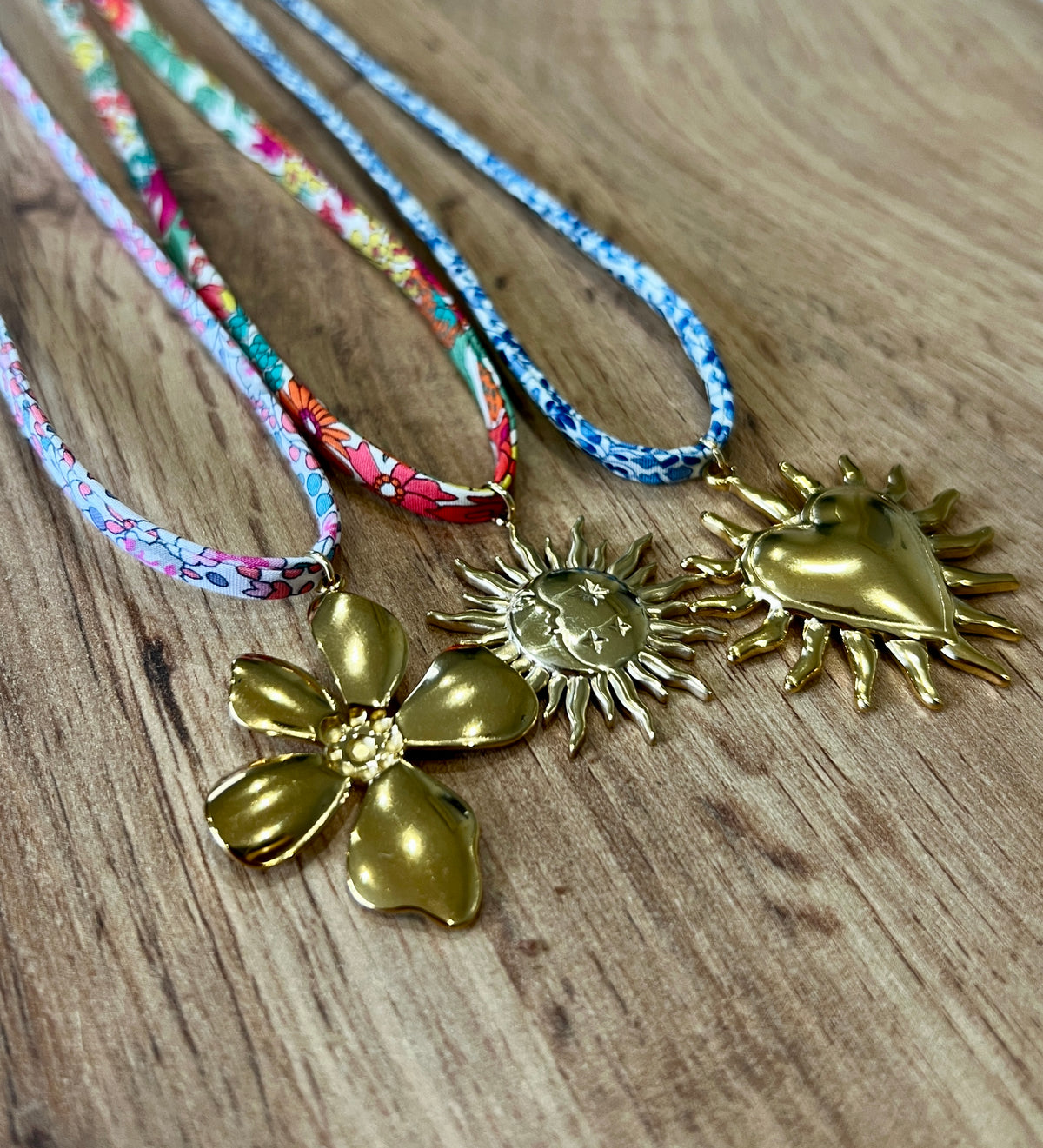 Collier long Liberty soleil